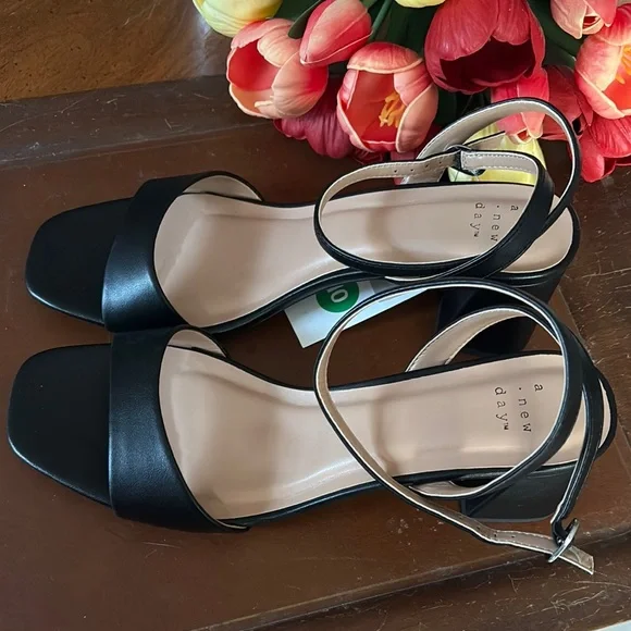 NWT A New Day Shannon Black Ankle-Strap Sandals Size 10 - Picture 4 of 8